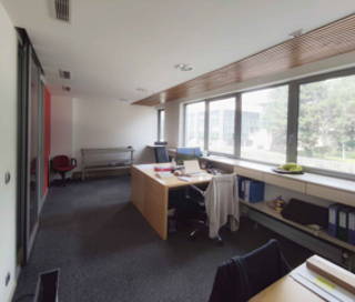 Bureau privé 21 m² 4 postes Coworking Boulevard Decouz Annecy 74000 - photo 3